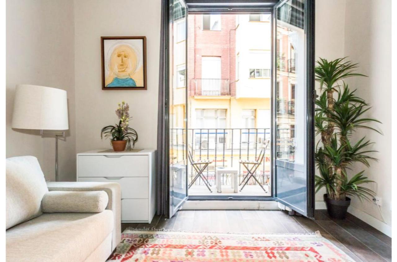 Cozy Apartment Plaza Mayor Madrid Exterior foto